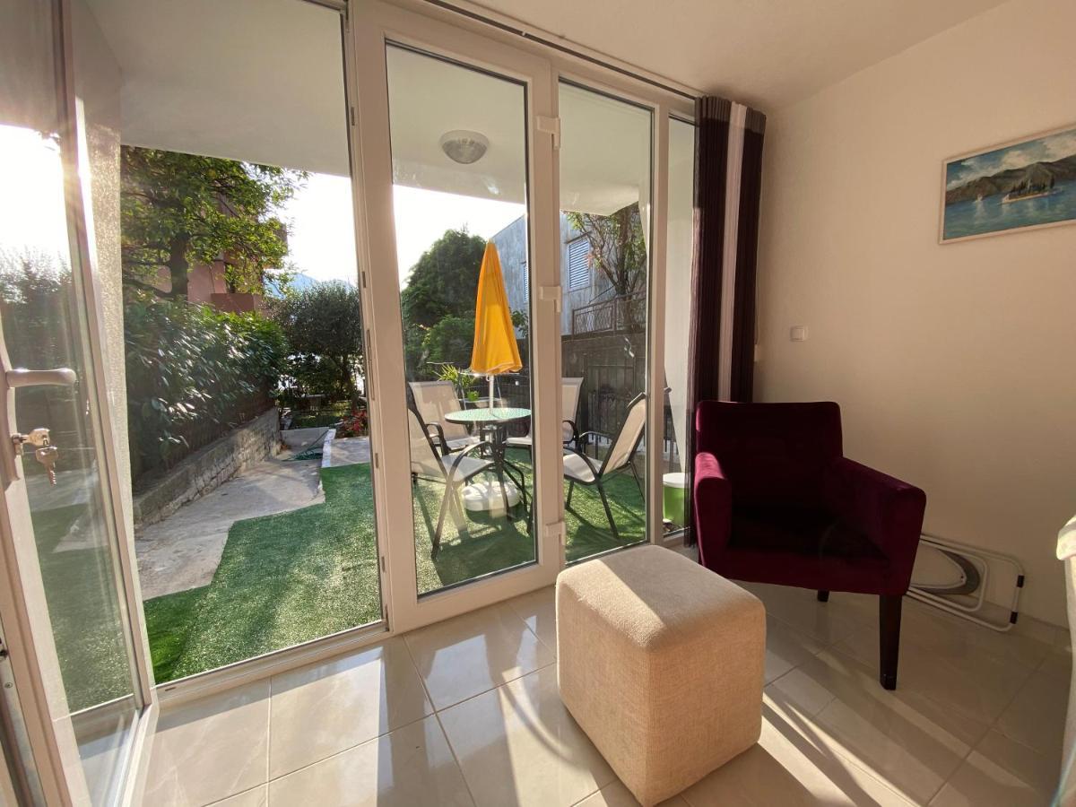 Apartment Little Oasis Доброта Экстерьер фото