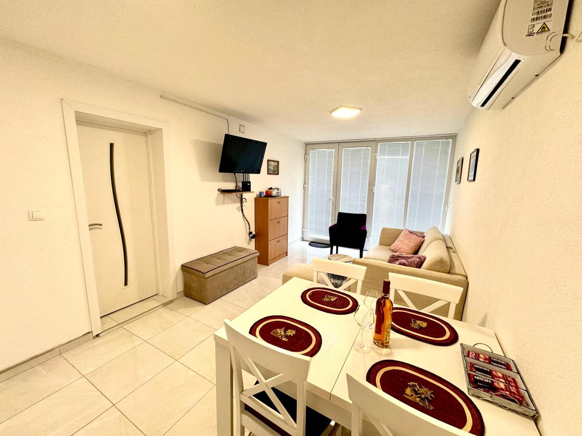 Apartment Little Oasis Доброта Экстерьер фото